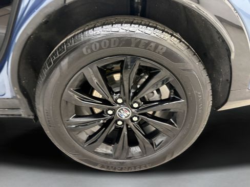 Used 2025 Buick Envista Sport Touring FWD image 7