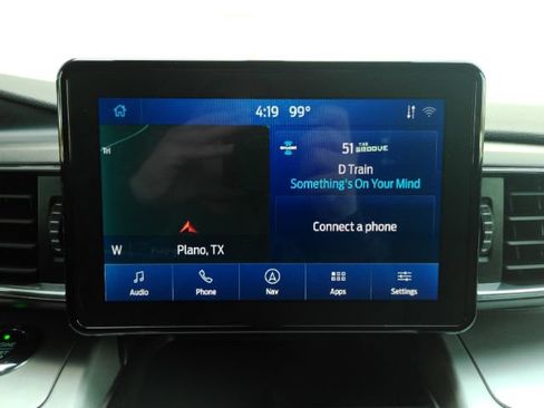 Used 2021 Ford Explorer XLT w/ Equipment Group 202A AWD/4WD image 44