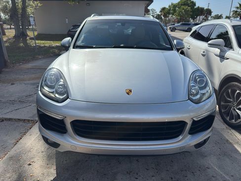 Used 2015 Porsche Cayenne Diesel image 2