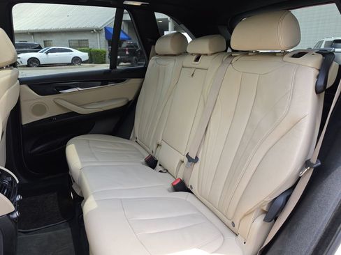 Used 2018 BMW X5 xDrive35i w/ M Sport Package AWD/4WD image 14