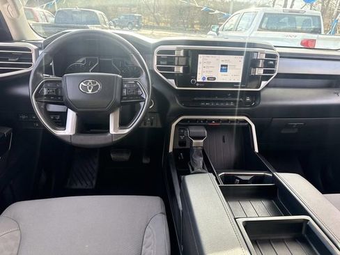Used 2022 Toyota Tundra SR5 image 15
