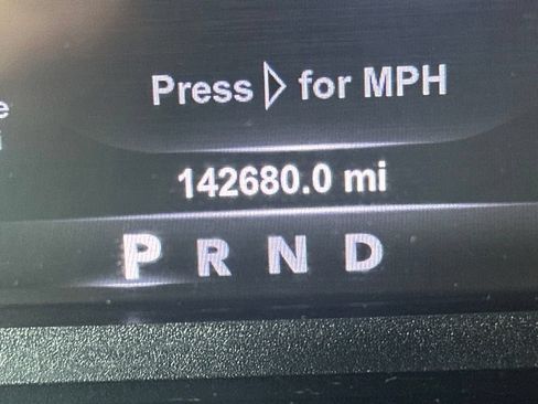 Used 2017 RAM 1500 Laramie w/ Convenience Group AWD/4WD image 27