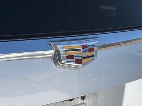 Used 2020 Cadillac Escalade 4WD image 12