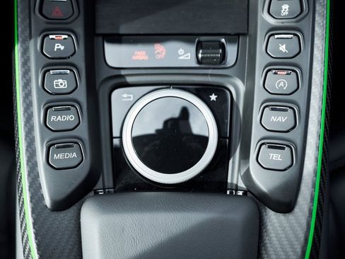 Used 2023 Aston Martin V12 Vantage image 57