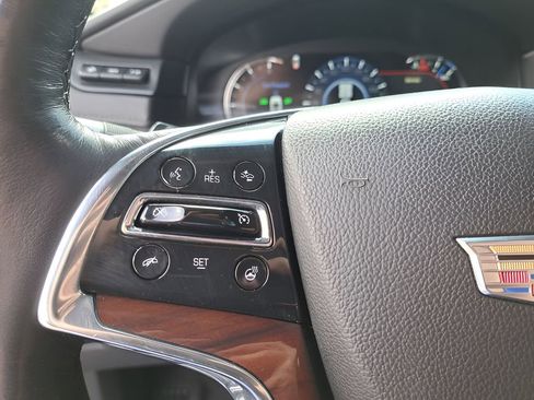 Used 2019 Cadillac Escalade Premium Luxury image 20
