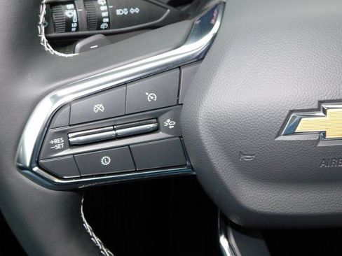 New 2026 Chevrolet Traverse LT w/ Driver Confidence Package FWD image 36