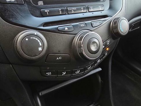 Used 2003 Honda Accord LX image 28