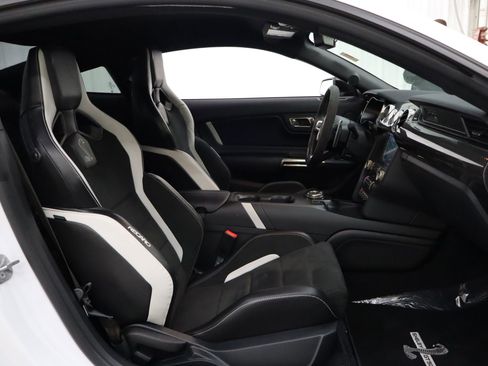 Used 2021 Ford Mustang Shelby GT500 w/ Technology Package image 27