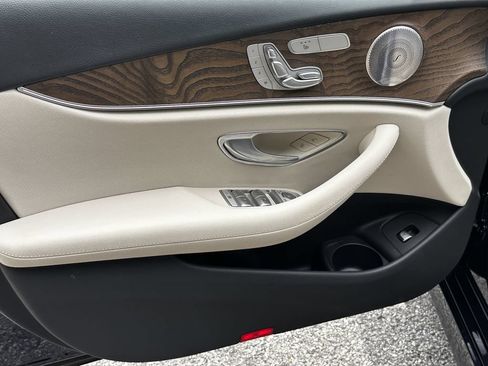Certified 2022 Mercedes-Benz E 350 4MATIC Sedan image 11