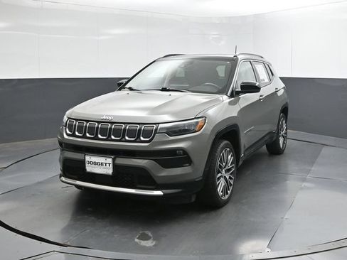 Used 2022 Jeep Compass Limited w/ Elite Group AWD/4WD image 22