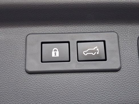 Certified 2023 Subaru Forester Premium AWD/4WD image 30