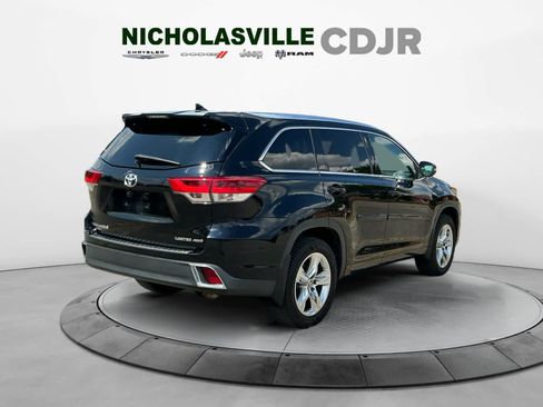 Used 2019 Toyota Highlander Limited AWD/4WD image 5