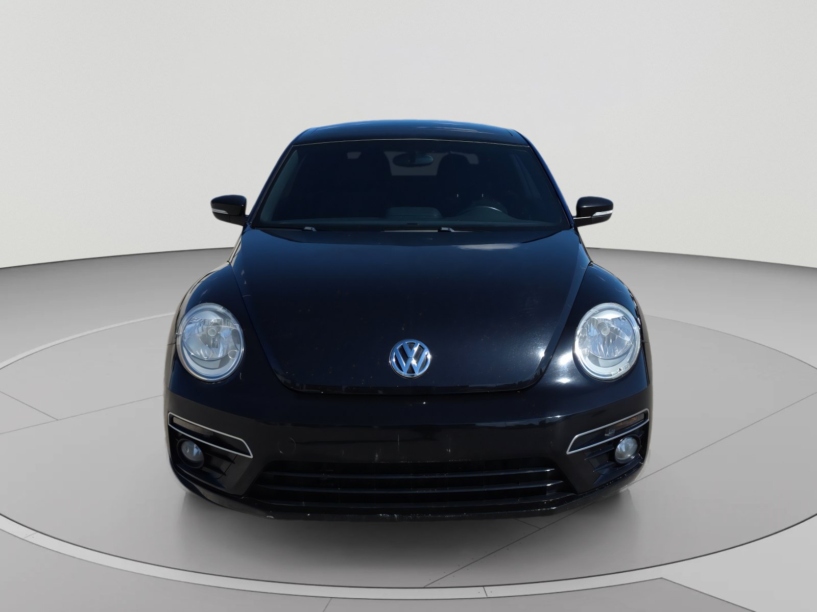 Used 2014 Volkswagen Beetle R-Line FWD image 8