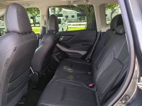 Used 2022 Subaru Forester Limited AWD/4WD image 16