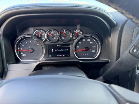 Used 2020 Chevrolet Silverado 2500 LTZ w/ Snow Plow Prep/Camper Package image 18