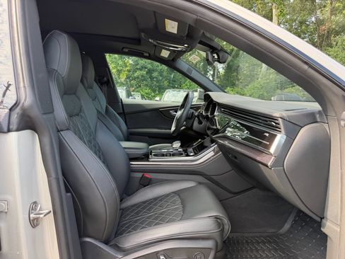 Used 2023 Audi SQ8 Premium Plus w/ Executive Package AWD/4WD image 18