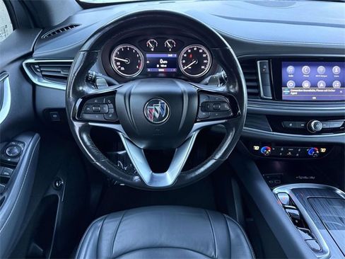 Certified 2022 Buick Enclave Essence image 12