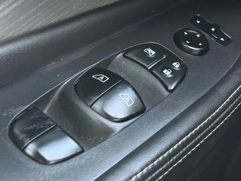 Used 2015 Nissan Murano S w/ Cargo Package AWD/4WD image 23