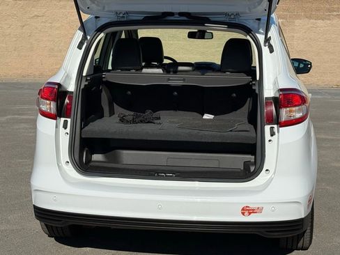 Certified 2017 Ford C-MAX Energi Titanium image 17