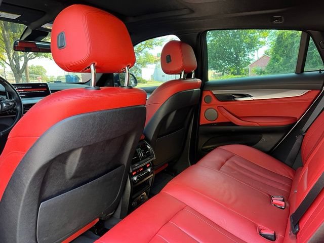 Used 2019 BMW X6 sDrive35i RWD image 14