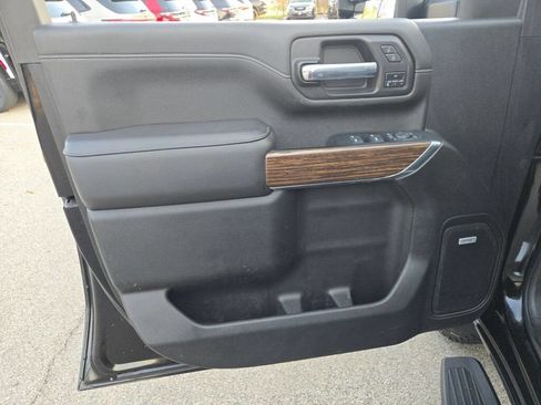 Used 2021 Chevrolet Silverado 2500 High Country AWD/4WD image 18