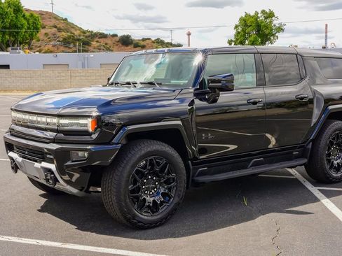 Used 2026 GMC Hummer EV SUV w/ LPO, Dark Essentials Package AWD/4WD image 3