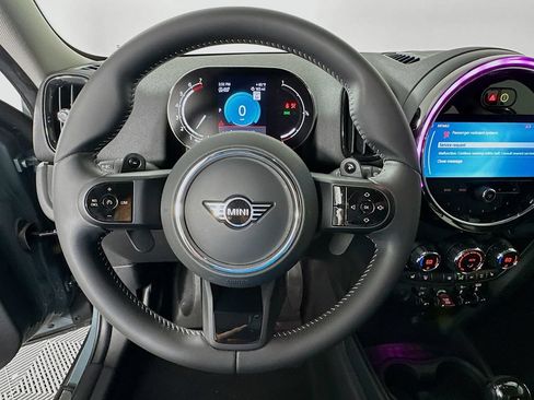 Used 2024 MINI Cooper Countryman S FWD image 11