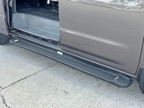 Used 2017 Nissan NV 3500 SL image 36