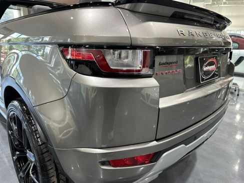 Used 2018 Land Rover Range Rover Evoque HSE Dynamic AWD/4WD image 36