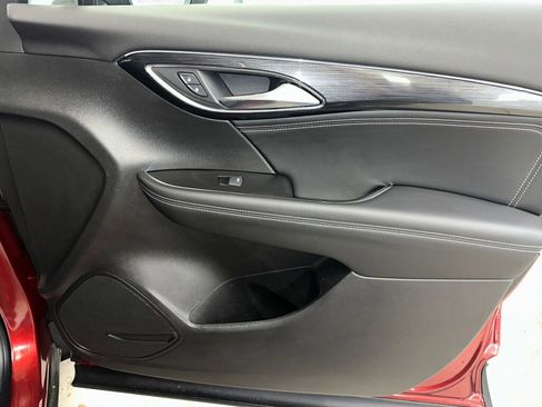 Certified 2023 Buick Envision Essence image 32