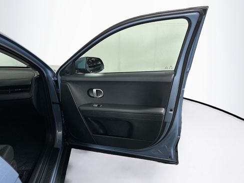 Used 2024 Hyundai Ioniq 5 SEL RWD image 32