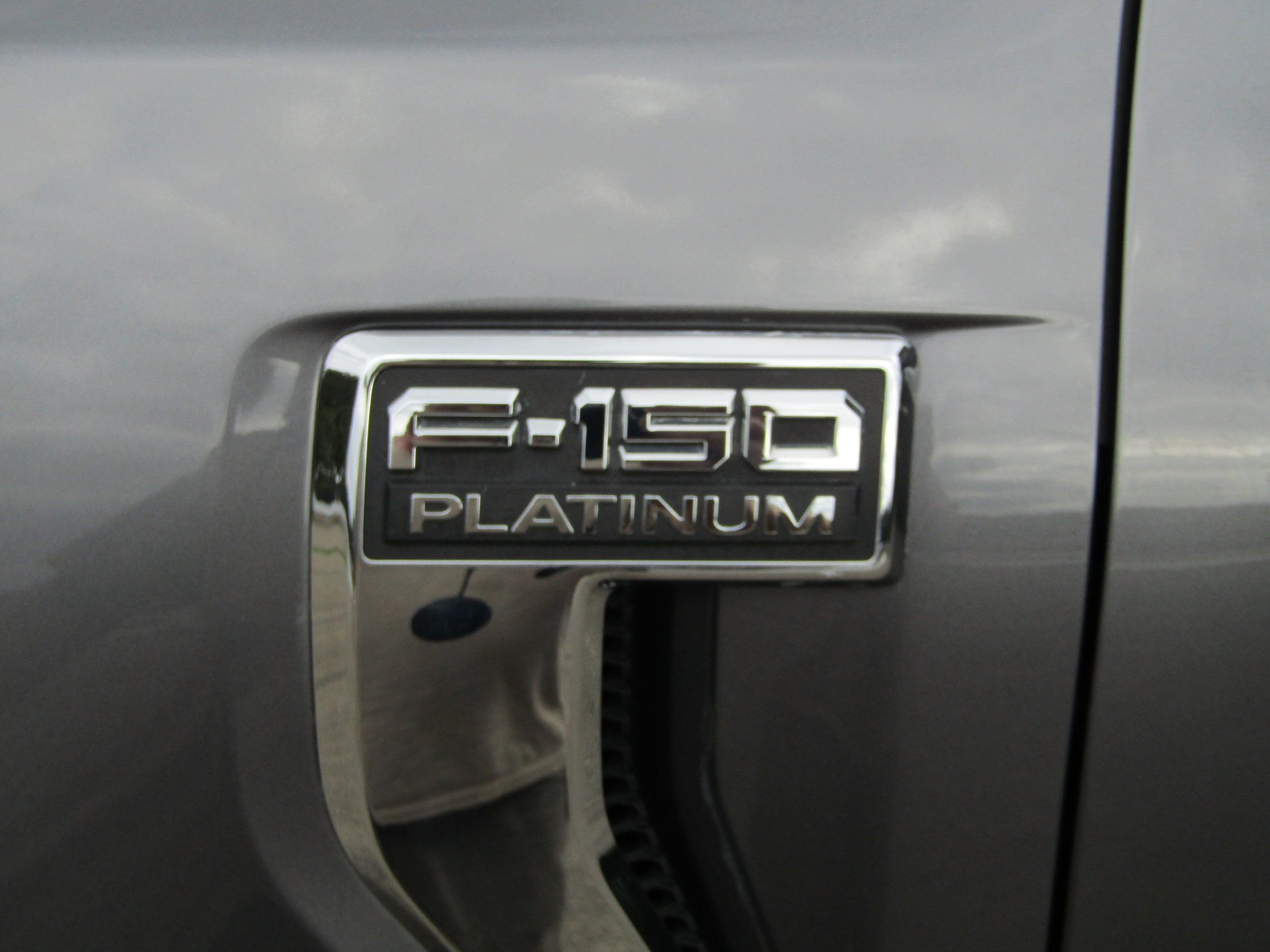Used 2021 Ford F150 Platinum w/ Equipment Group 701A High AWD/4WD image 9