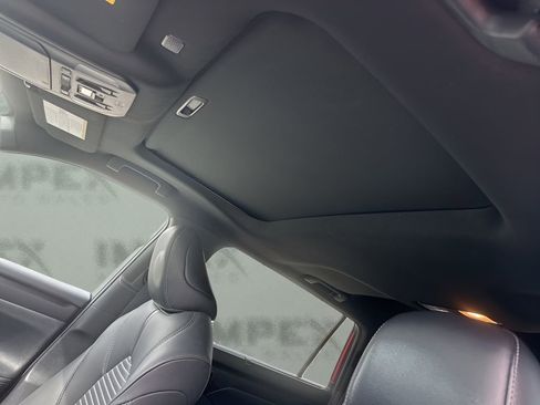 Used 2021 Toyota Highlander XSE image 12