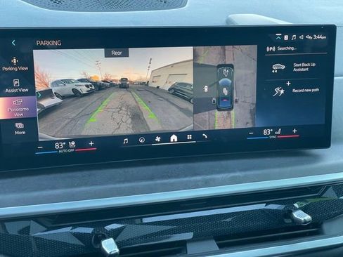 Certified 2024 BMW X6 xDrive40i w/ Premium Package image 20