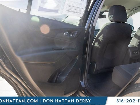 Used 2022 Chevrolet Equinox LT image 18