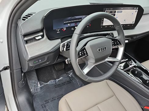 New 2026 Audi Q3 quattro 2.0T AWD/4WD image 17