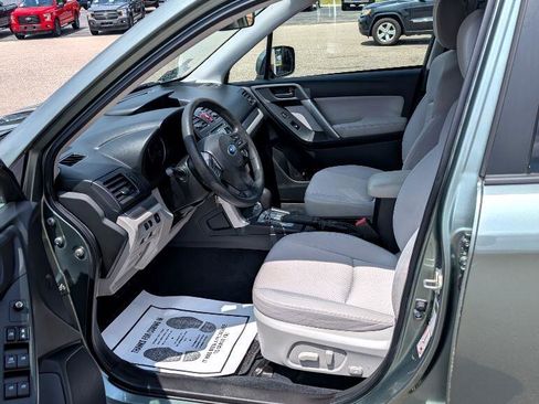Used 2014 Subaru Forester 2.5i Premium w/ All-Weather Package image 10