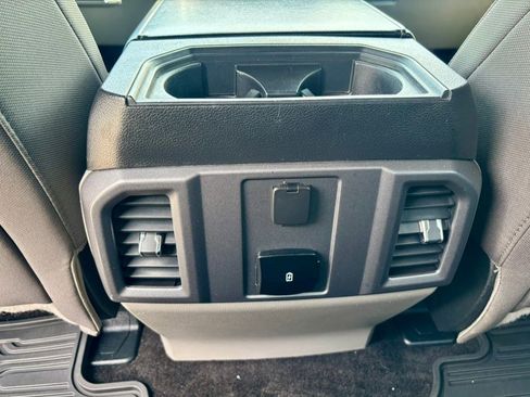 Used 2018 Ford F150 XLT w/ Equipment Group 302A Luxury AWD/4WD image 29