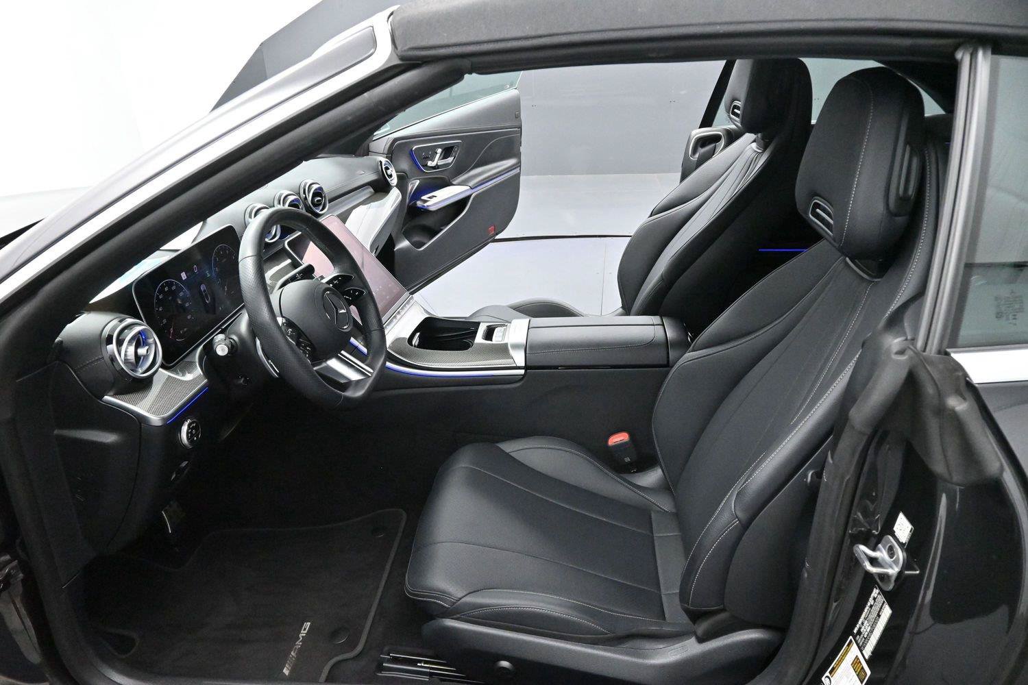 Used 2026 Mercedes-Benz CLE 300 4MATIC Cabriolet image 13