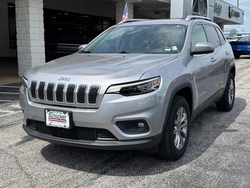 Used 2021 Jeep Cherokee Latitude Lux w/ Sun & Sound Group AWD/4WD image 9