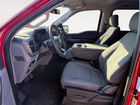 Used 2024 Ford F150 XLT image 9