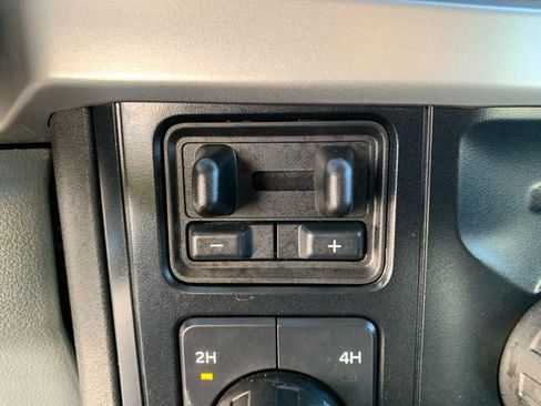 Used 2024 Ford F550 4x4 Regular Cab Super Duty image 44