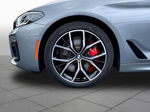 Used 2023 BMW 540i w/ M Sport Package RWD image 12