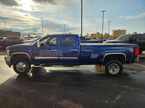 Used 2013 Chevrolet Silverado 3500 LTZ w/ LTZ Plus Package image 2