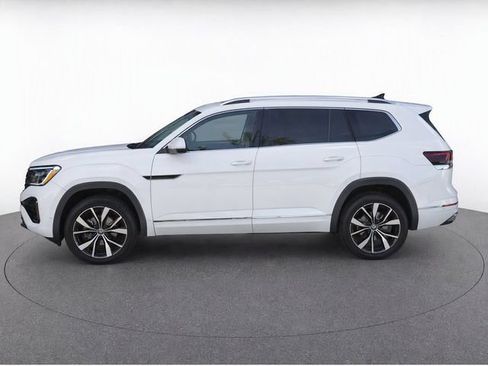 Used 2024 Volkswagen Atlas SEL Premium R-Line AWD/4WD image 6