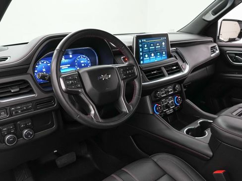 Used 2022 Chevrolet Tahoe RST w/ Luxury Package AWD/4WD image 12