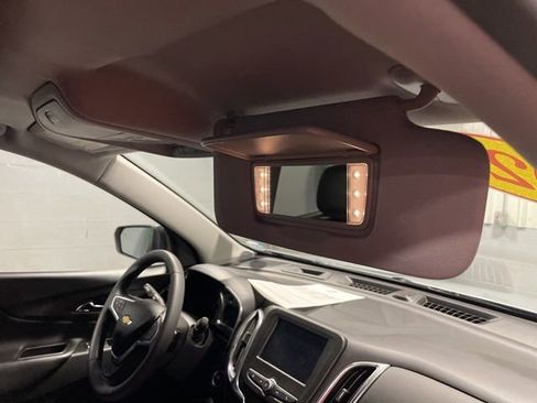 Used 2021 Chevrolet Equinox LT image 48