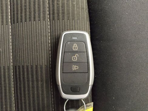 Used 2017 Ford Edge SEL w/ Cargo Accessory Package AWD/4WD image 32