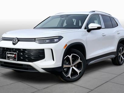 New 2026 Volkswagen Tiguan SE