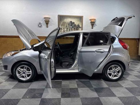 Used 2019 Ford Fiesta SE image 12